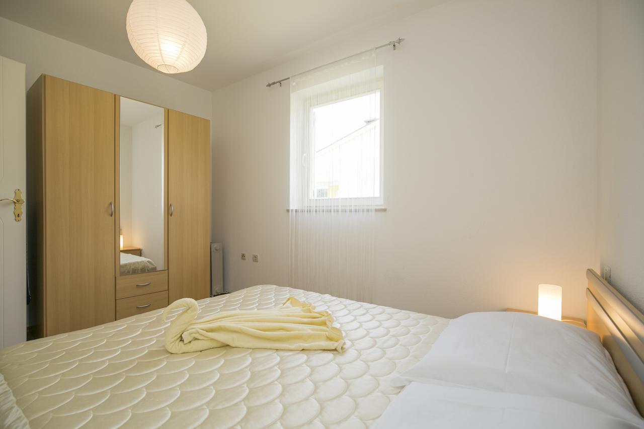 Apartment Jadranka Rabac Bagian luar foto